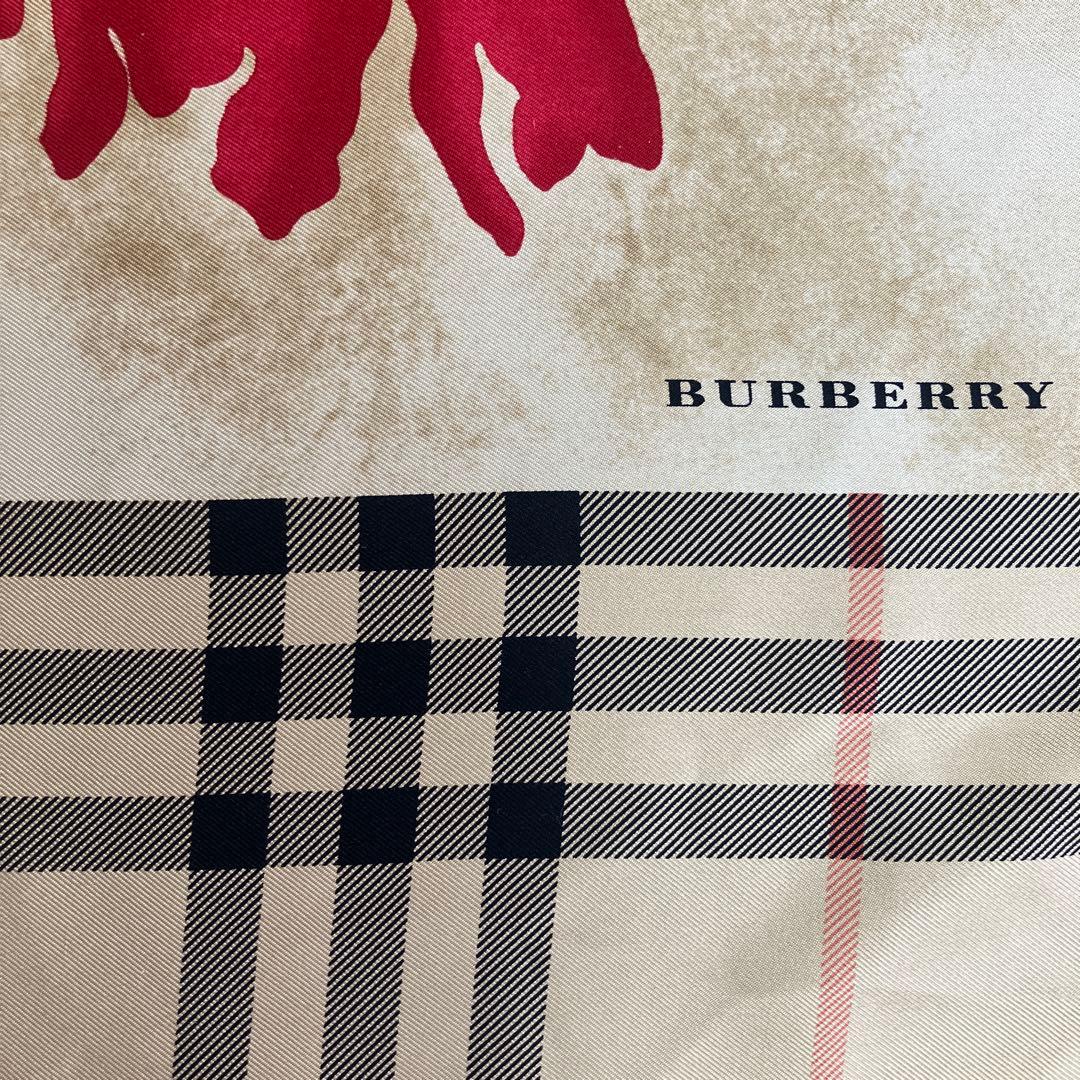Burberry London タグあり スカーフ　約90x90mm