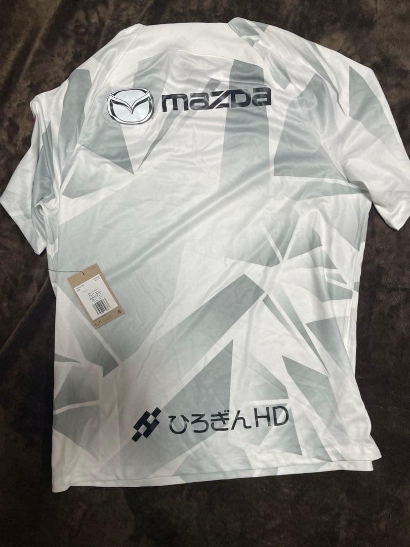 サンフレッチェ広島　アウェイユニフォーム　新品未使用タグ付　3XL ナイキ