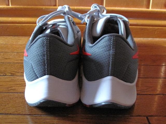 Nike Air Zoom Pegasus ランニングシューズ