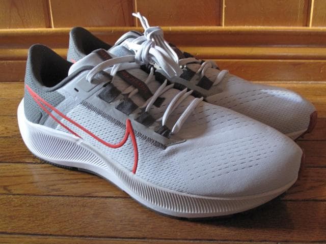 Nike Air Zoom Pegasus ランニングシューズ