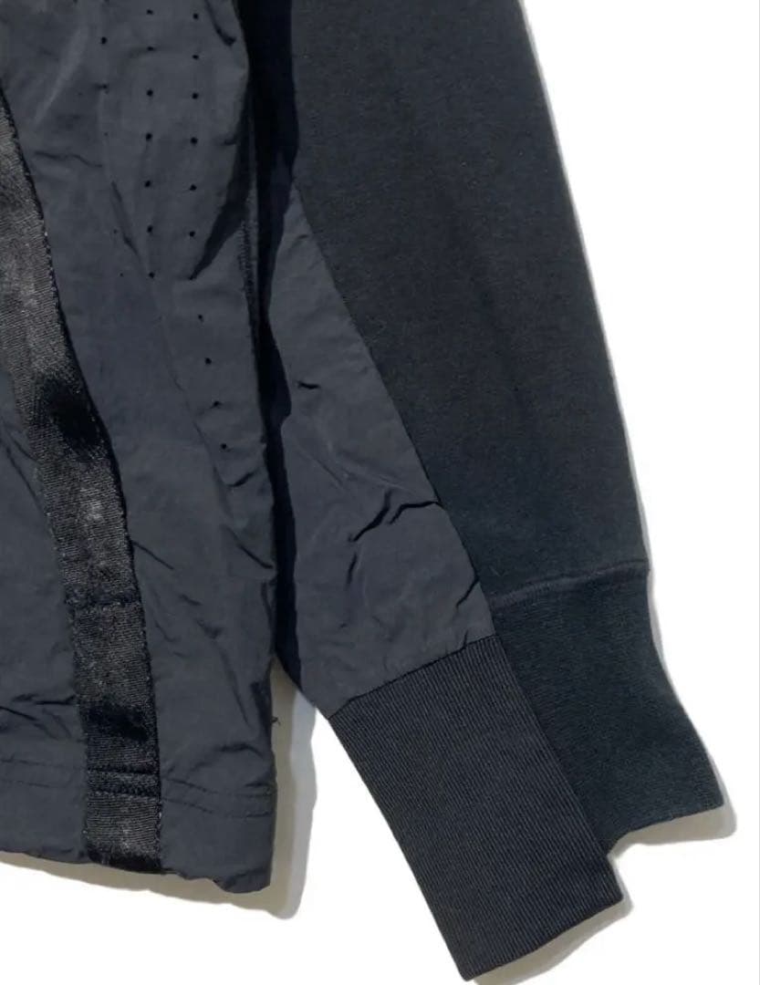 【限定コラボ】NIKE × sacai ハイブリッド パーカー