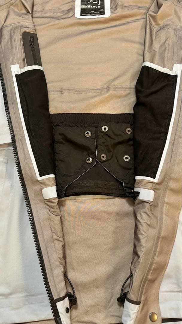 スノーボード Burton [ak] 3L GORE-TEX Stretch Jacket M