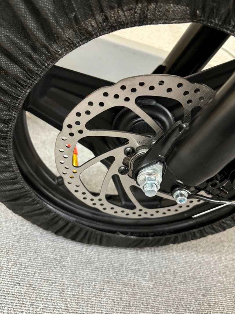 送料込み/新品/ハイスペック/折りたたみ/電動アシスト自転車/黒