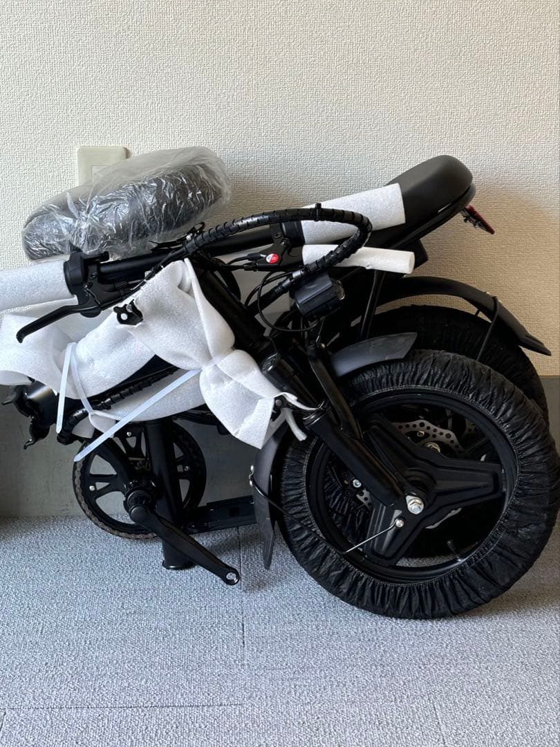 送料込み/新品/ハイスペック/折りたたみ/電動アシスト自転車/黒