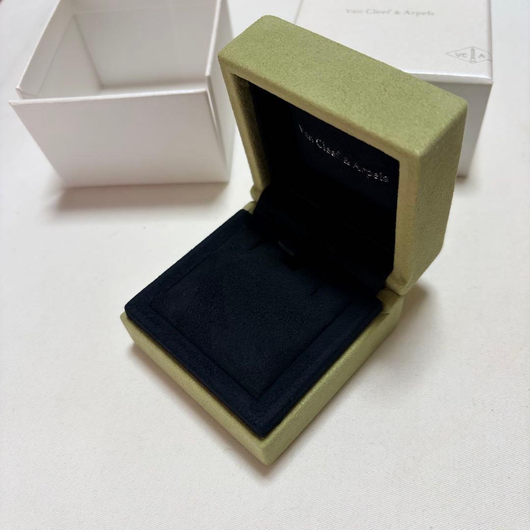 美品　ヴァンクリーフ&アーペル　ネックレスケース　空箱　アクセサリー入れ