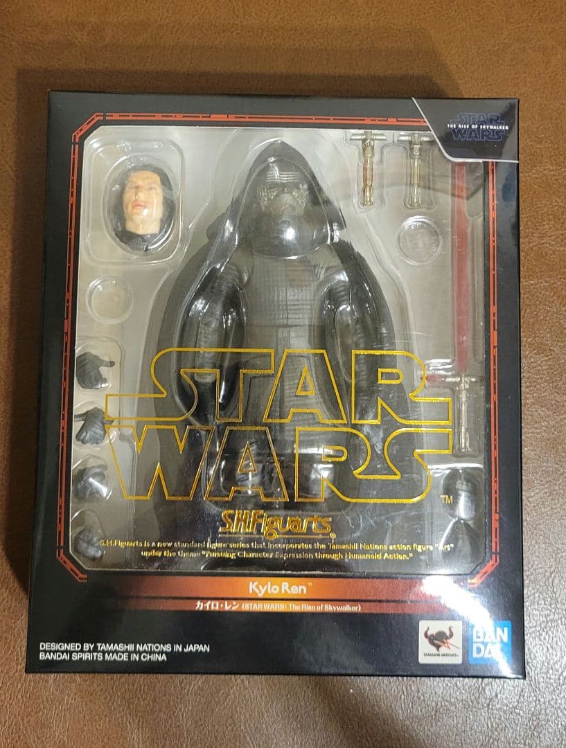 フィギュアーツ　カイロ・レン　The Rise Of Skywalker