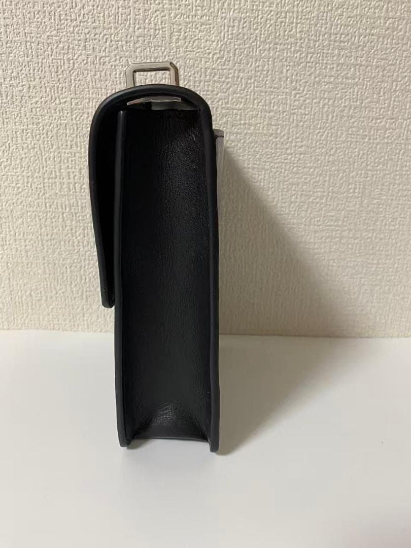 【美品】BURBERRY ショルダーバッグ ブラック