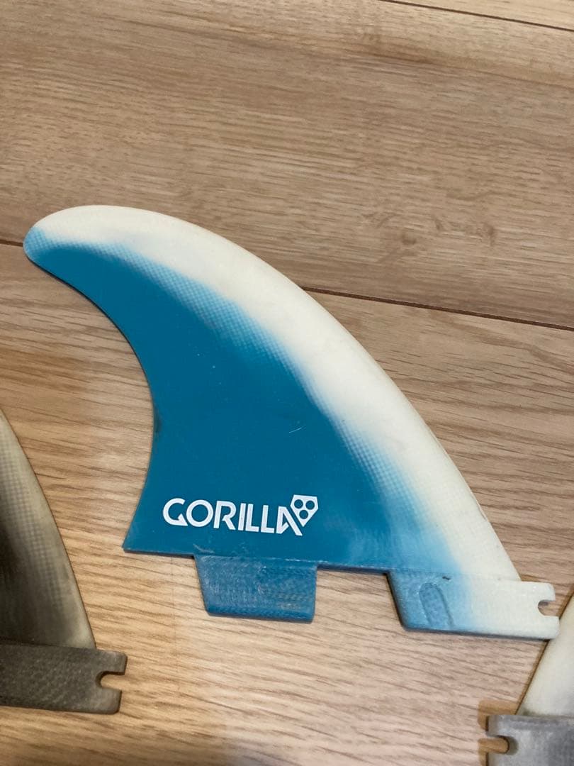 FCS２GORILLA ゴリラフィン　5フィン　ショートボード　サーフボード