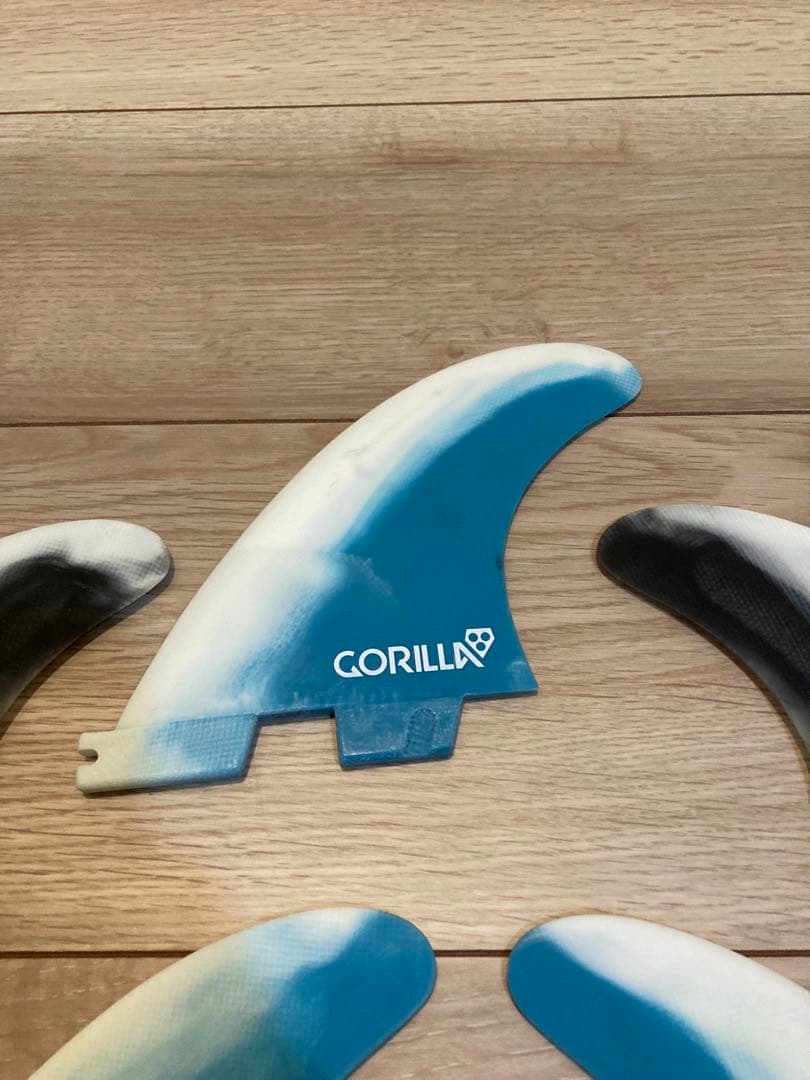 FCS２GORILLA ゴリラフィン　5フィン　ショートボード　サーフボード