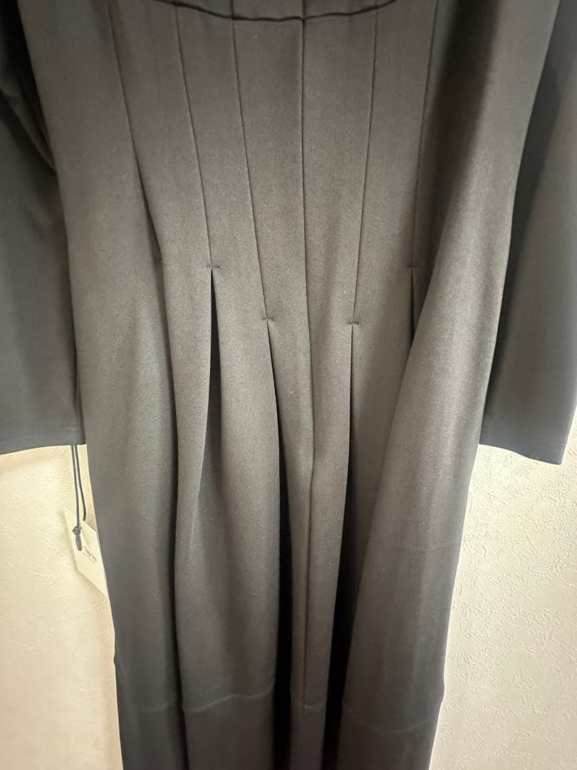 ワンピース herlipto Marylebone Pearl Midi Dress