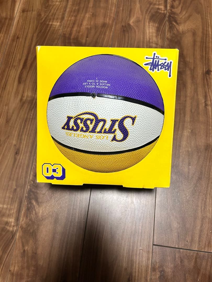 STUSSY × レイカーズ バスケットボール 箱付き