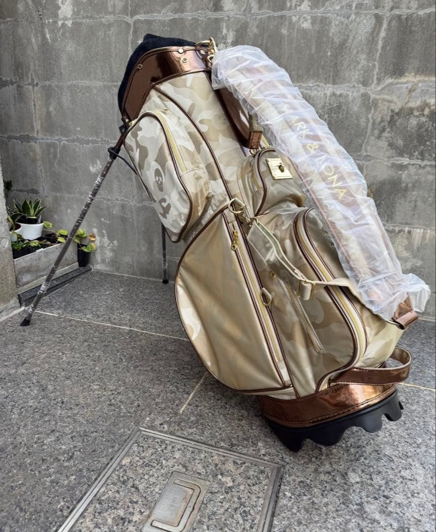 【新品タグ付】MARK & LONA カモフラージュキャディバッグ　迷彩柄