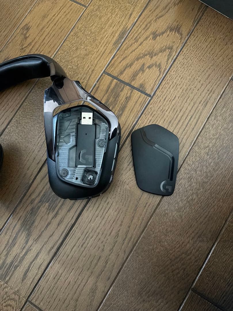 logicool G933s ワイヤレスゲーミングヘッドセット　値下げ対応可