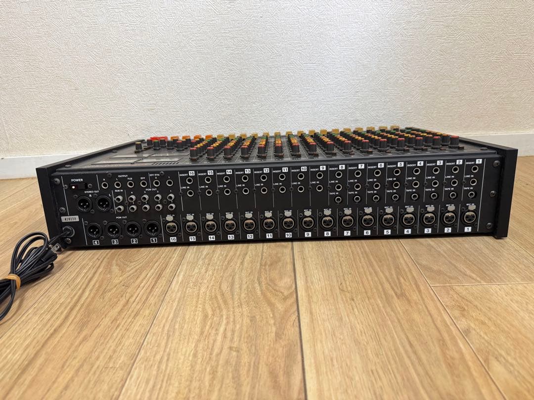 【訳あり】TASCAM M-216