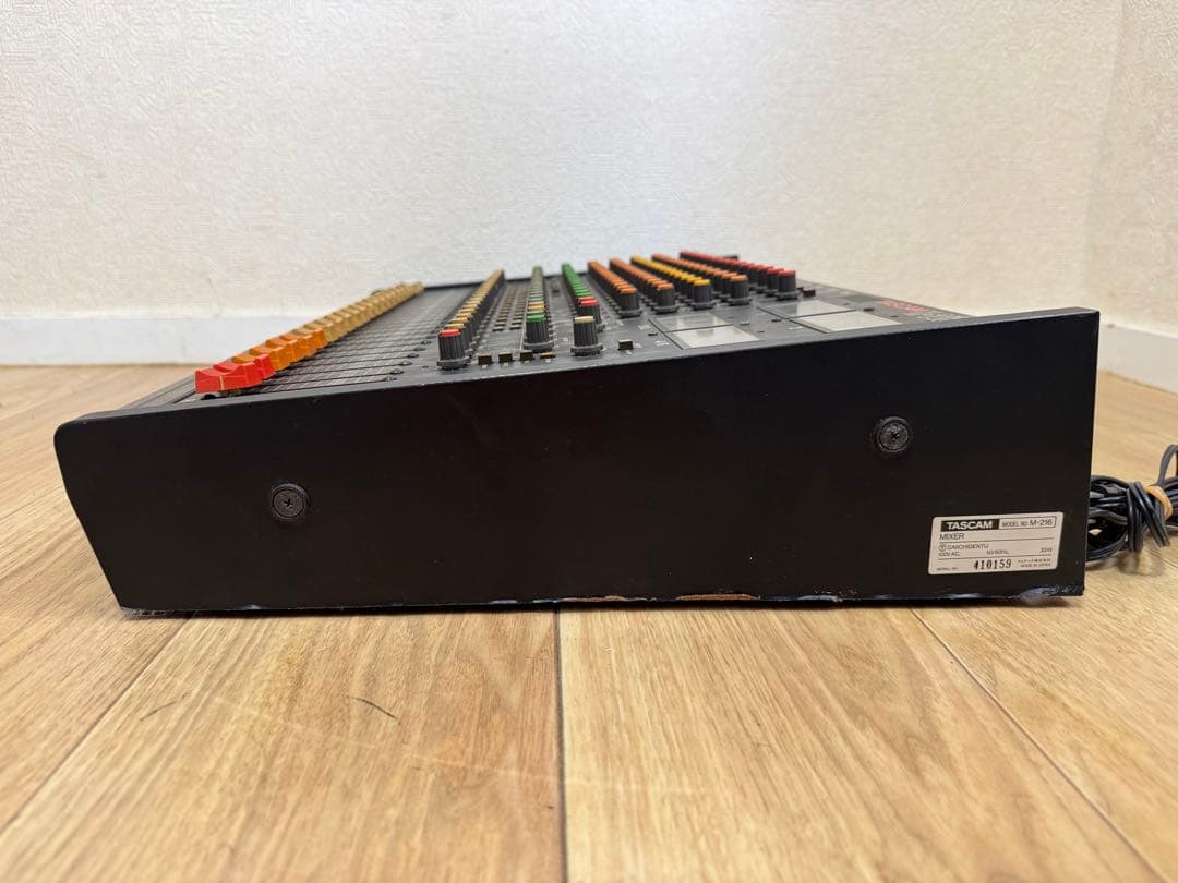 【訳あり】TASCAM M-216