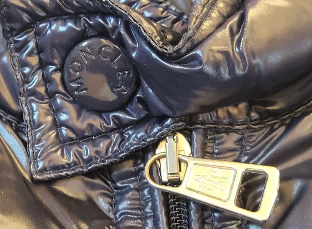 む*い様 Moncler モンクレール GUI GILET ネイビー ダウンベス