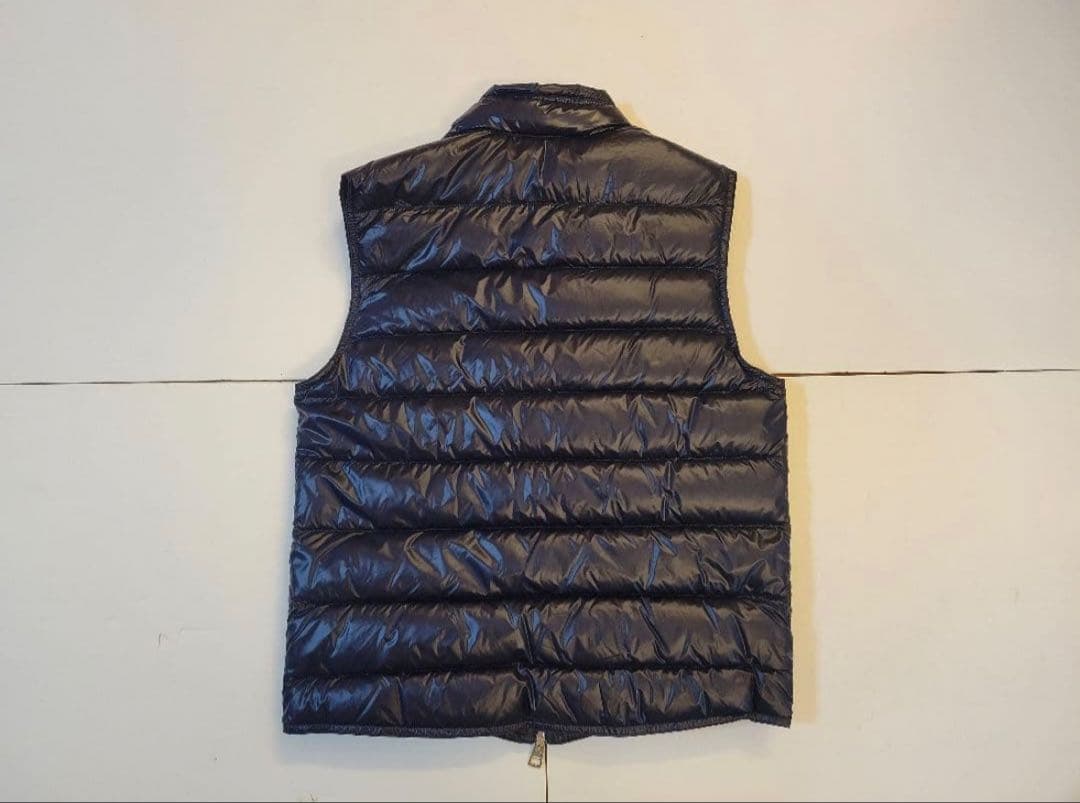 む*い様 Moncler モンクレール GUI GILET ネイビー ダウンベス
