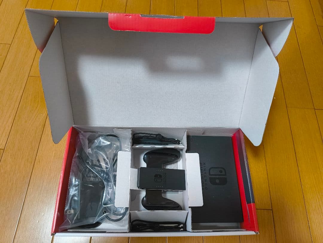 【ケース付き】Nintendo Switch 美品 グレー 本体 HAC-001