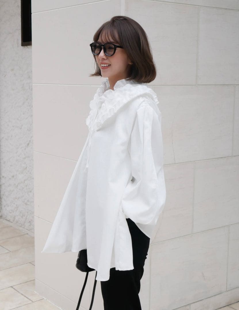 トップス BeBeoD Volume tulle frill neck blouse
