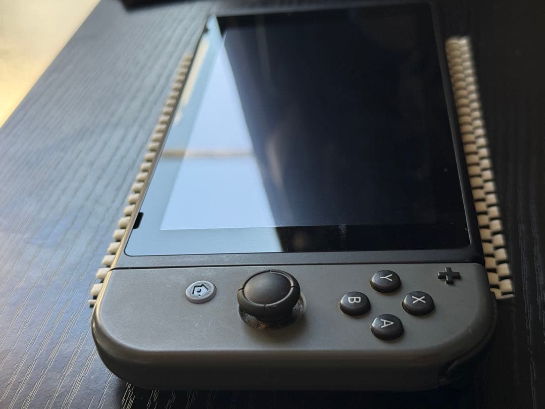 Nintendo Switch （バッテリー強化版）訳あり・マリオカートケース付