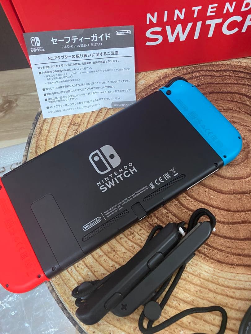 Nintendo Switch ニンテンドースイッチ本体　ネオン ①