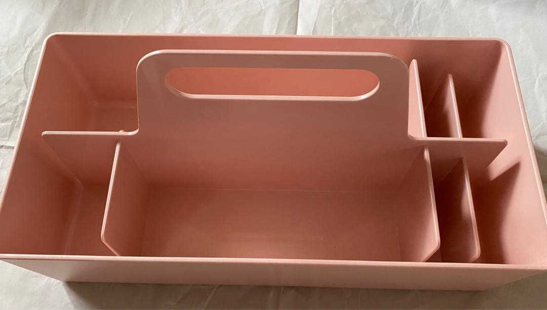Vitra ヴィトラ　ツールボックス