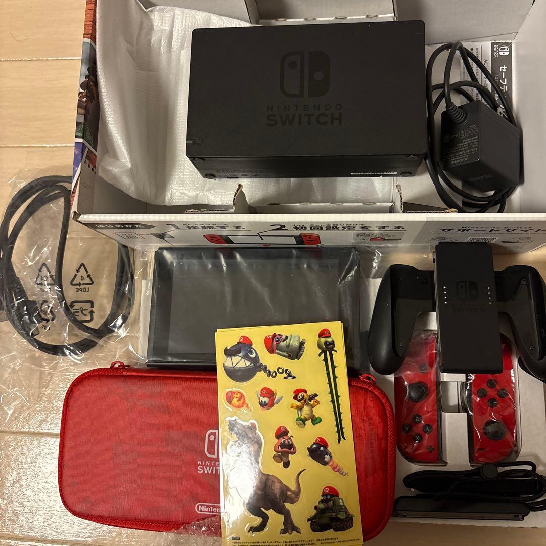 Nintendo Switch本体スーパーマリオオデッセイ限定モデル