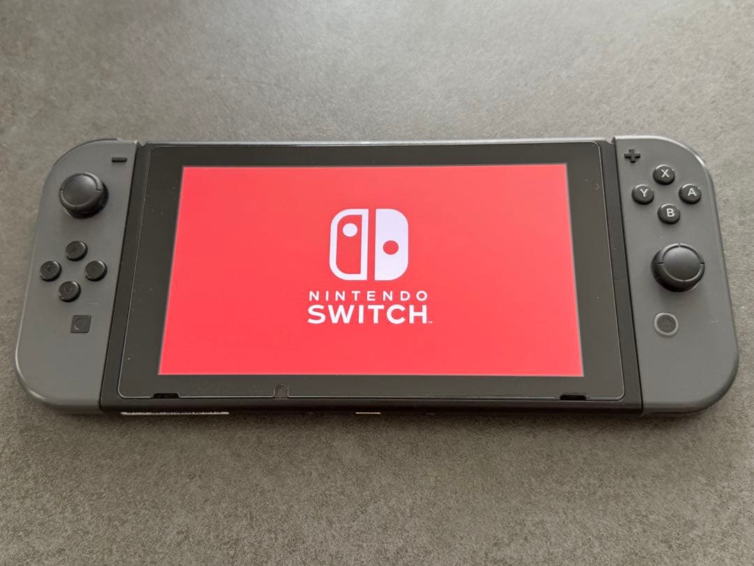 Nintendo Switch 本体 + Joy-Con + プロコントローラー
