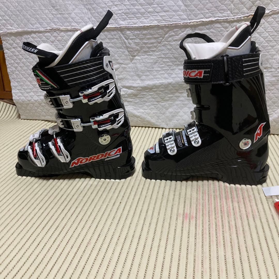 美品　NORDICA スキーブーツ　DOBERMANN120 22.5cm
