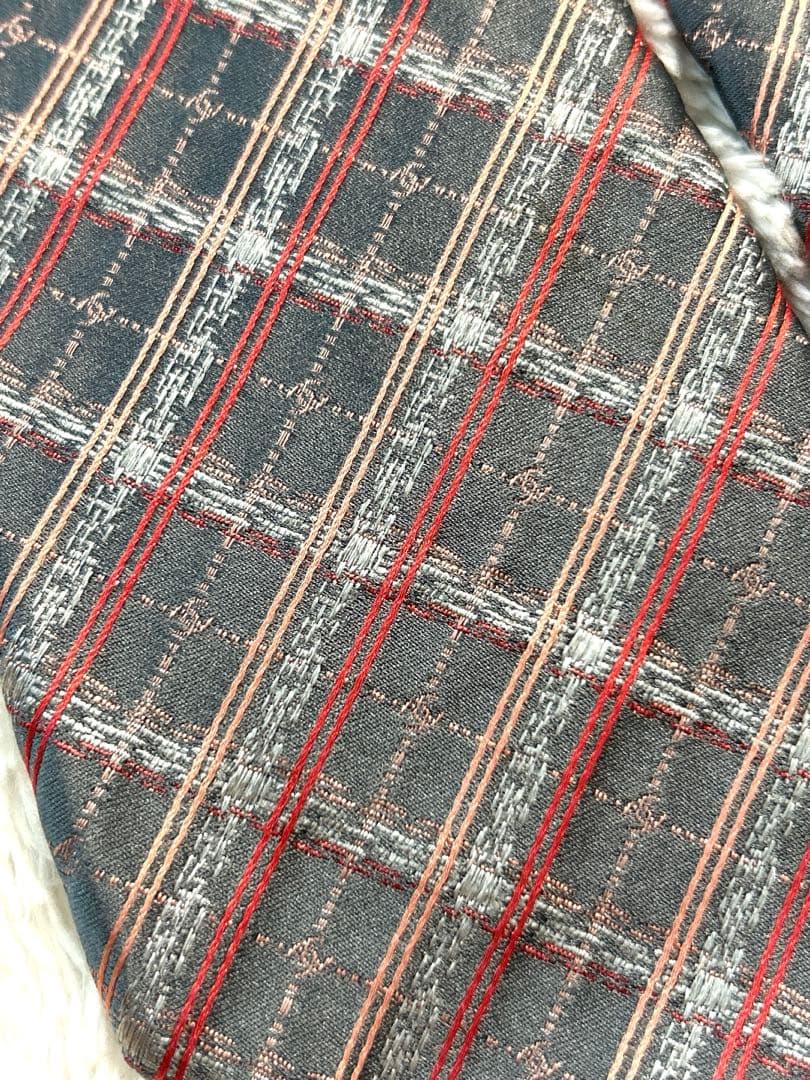 ま〜　　　　美品 高級ネクタイ　CHANEL チェック柄　ココマーク
