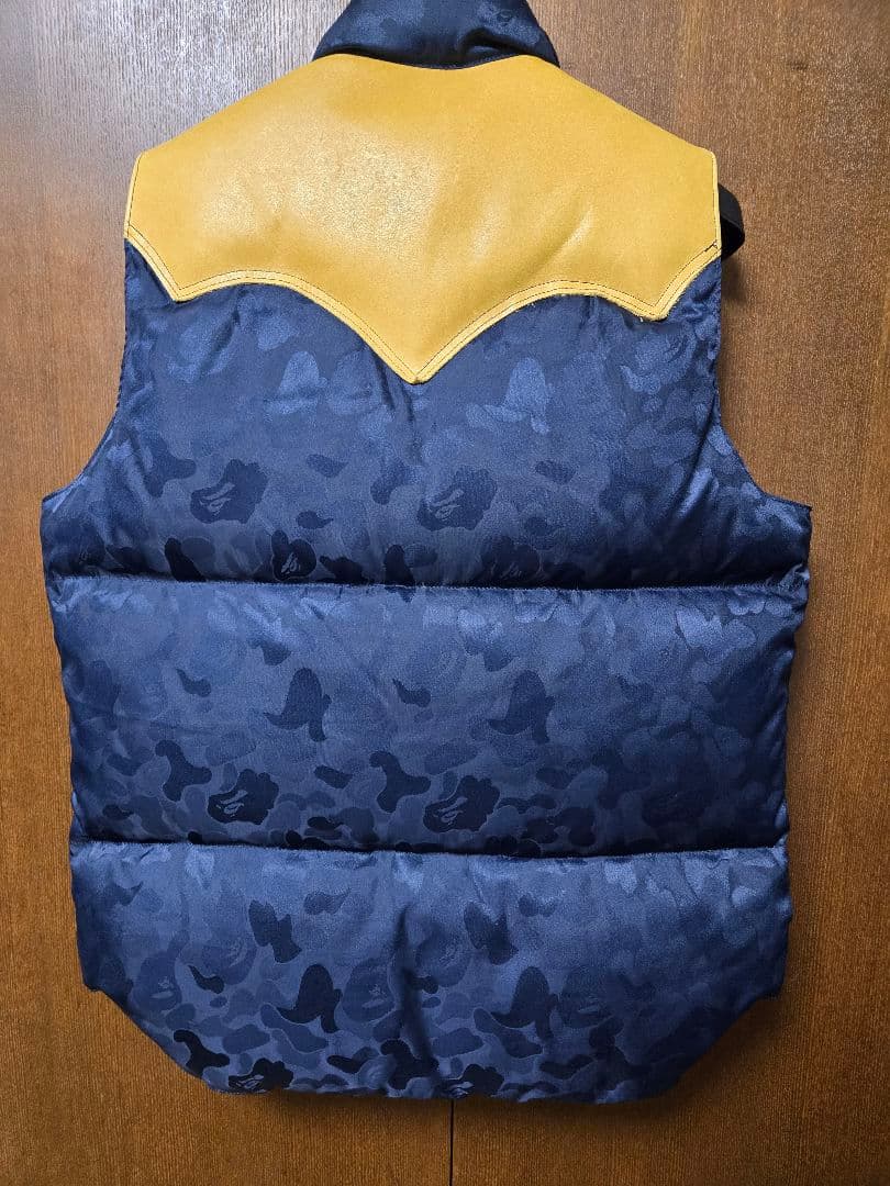 A BATHING APE Rocky Mountain ダウンベスト エイプ