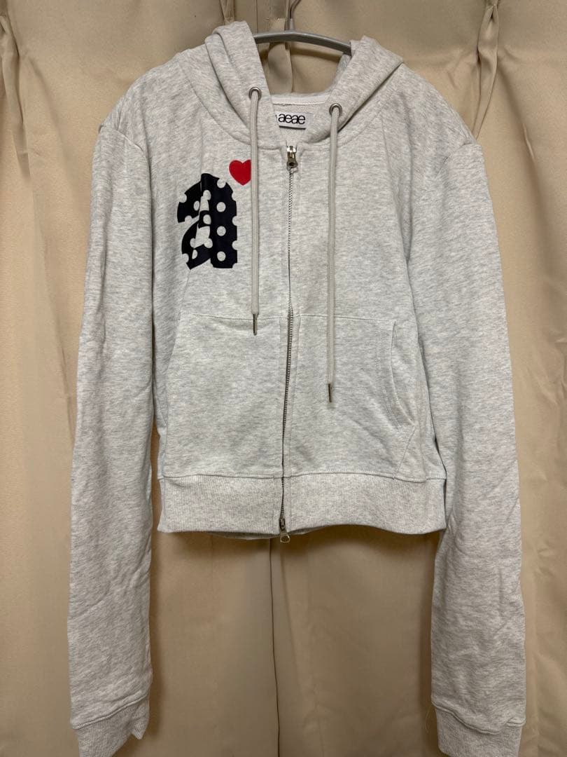 aeae ドット柄ハートプリント フーディ