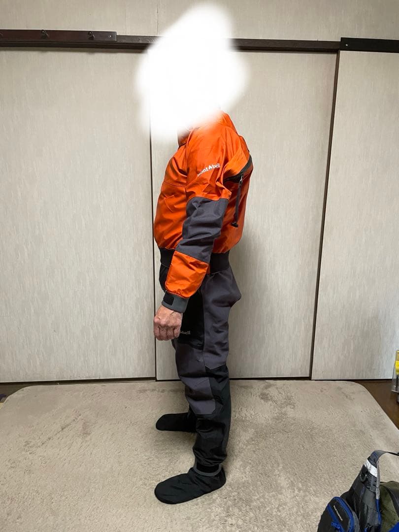 引越し準備の為、更に値下げ中です❗️ 今がお買い得❗️モンベルのフルドライスーツ