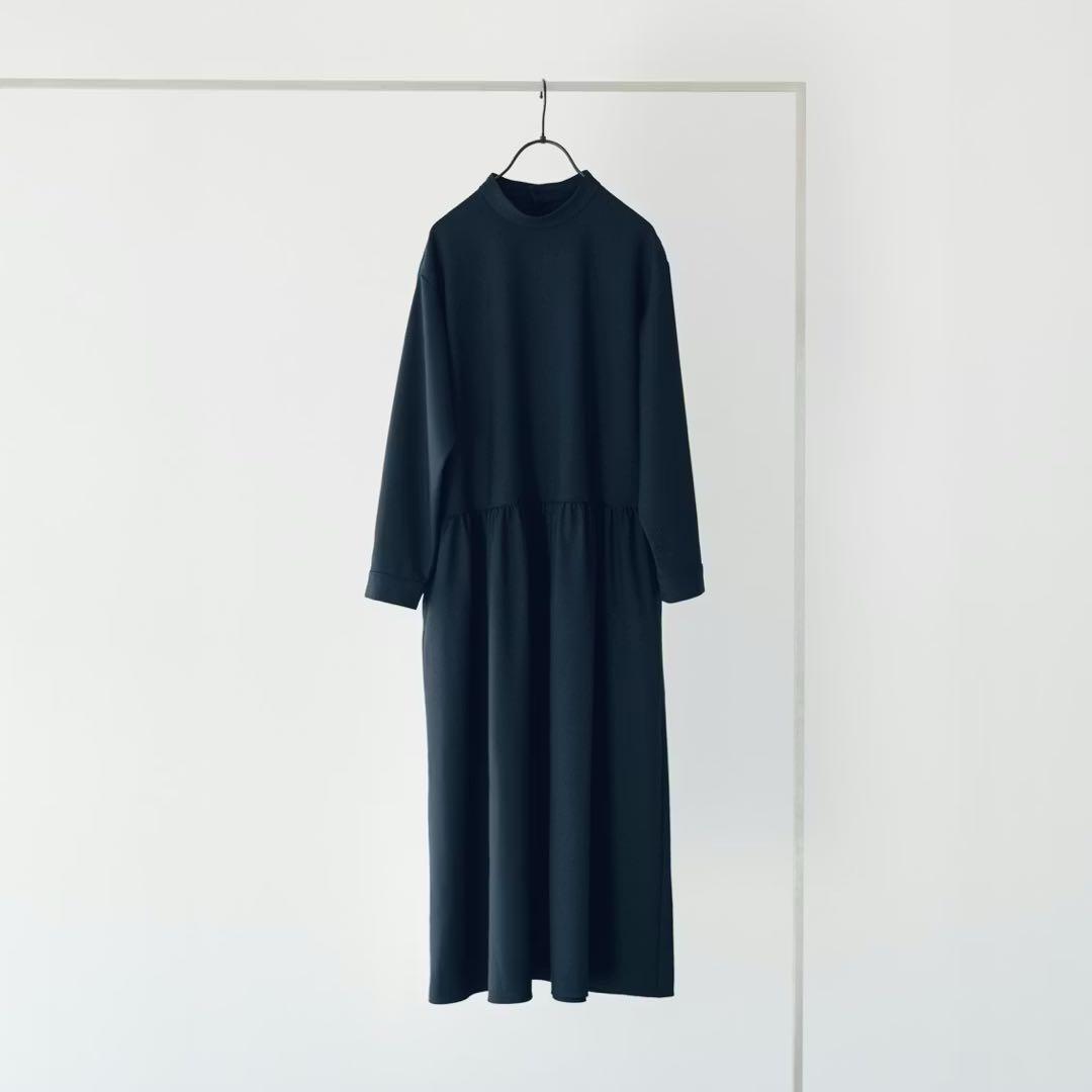 未使用　「私らしく、ハレの日を」　シワになりにくい　フォーマルワンピース
