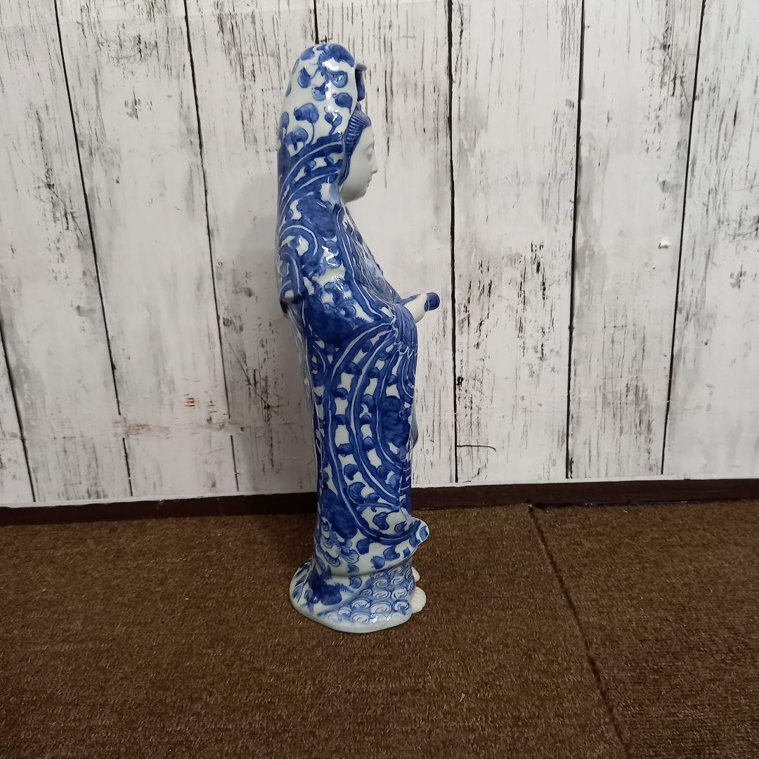 観音菩薩立像　九谷焼　染付　高さ35cm