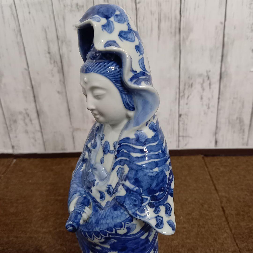 観音菩薩立像　九谷焼　染付　高さ35cm