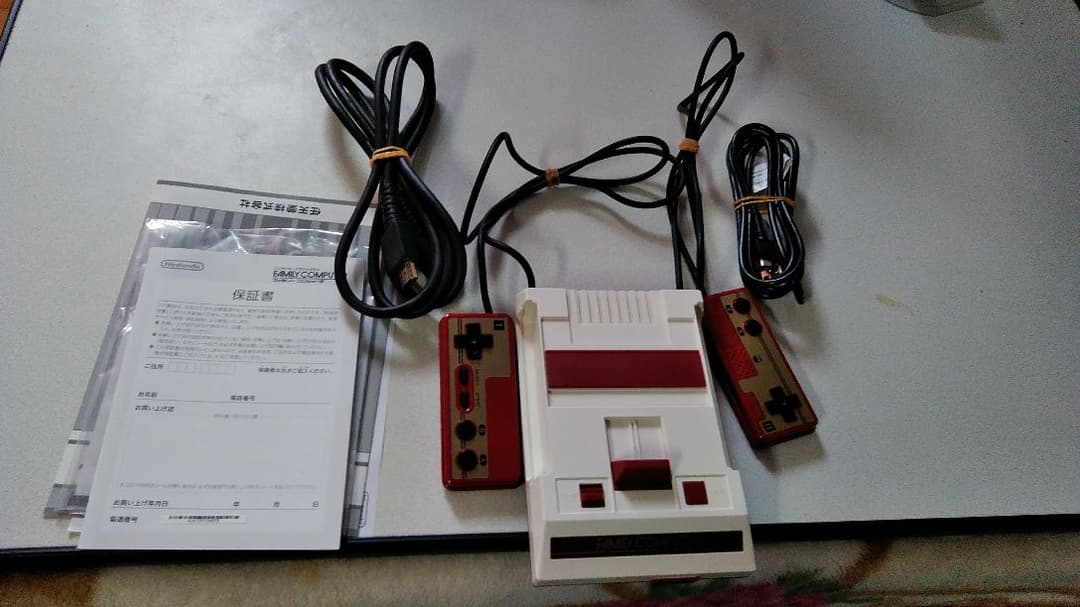 ファミリーコンピュータ