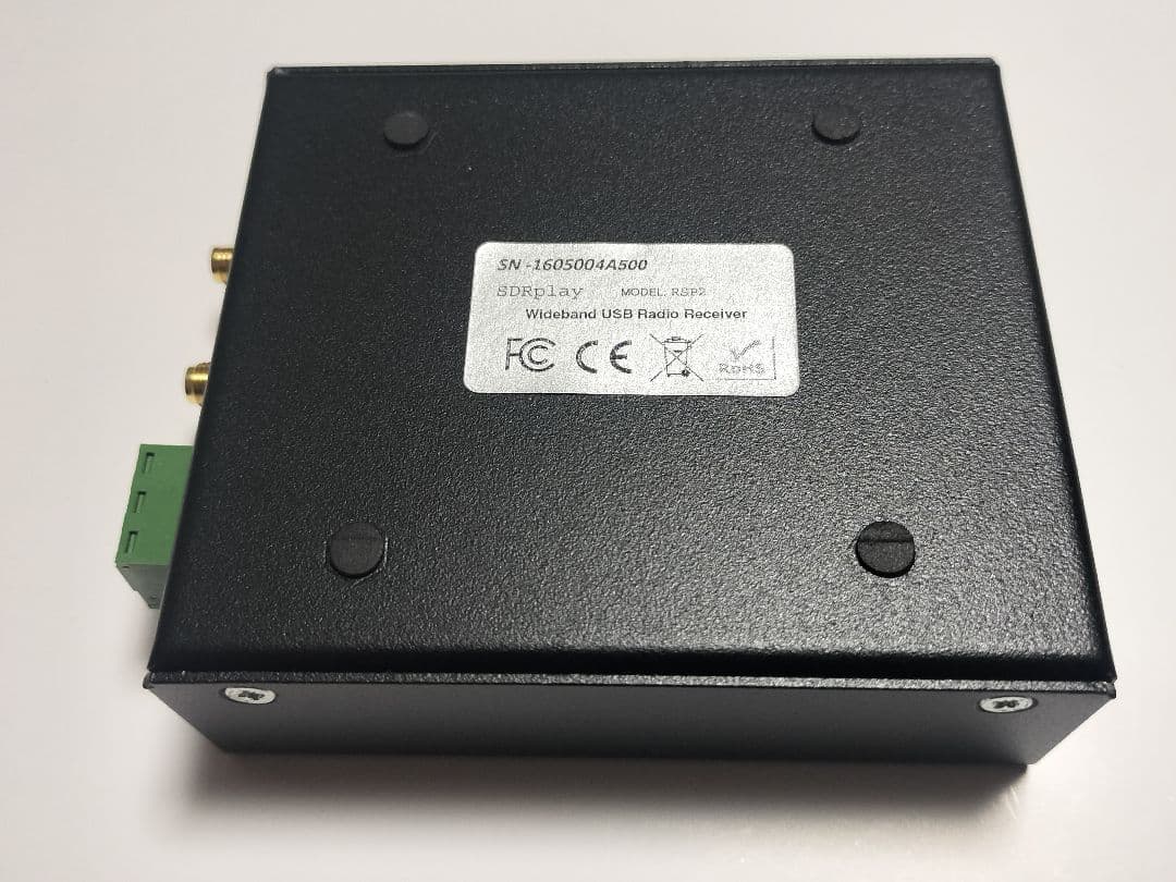 SDRplay社製 RSP2pro SDR受信機