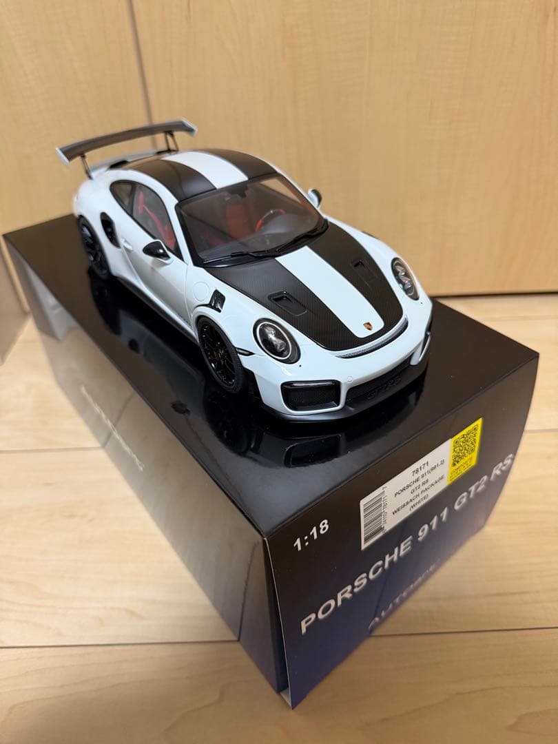 autoart 1/18 ポルシェ 911GT2 RS GT3