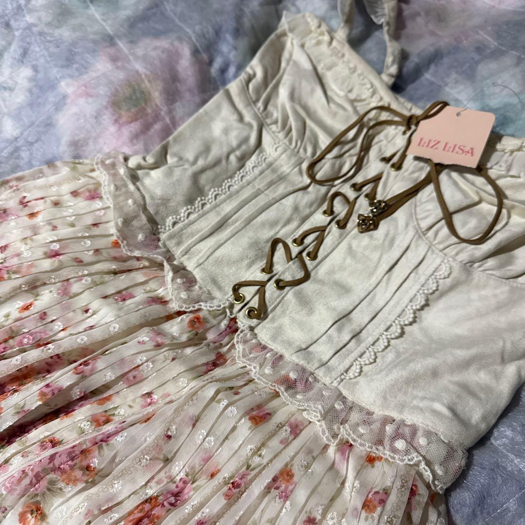 LIZ LISA 花柄　キャミ　ワンピ　スカート　未使用　タグ付き
