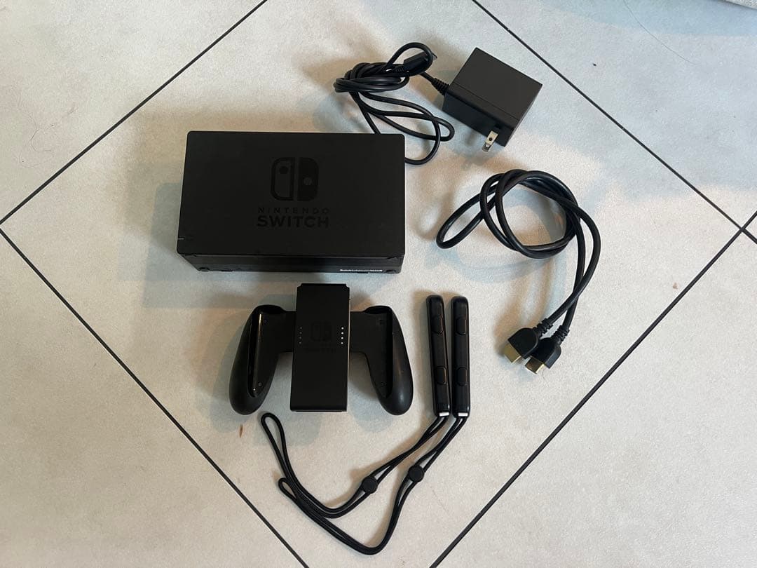 ひ*ん様 【ジャンク】任天堂 Switch 本体 ジョイコン