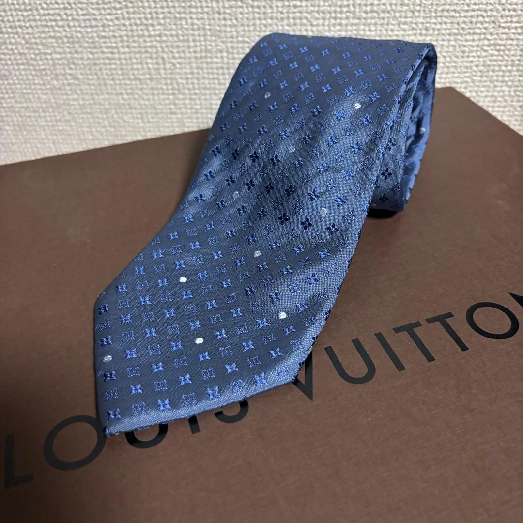m*a様 即購入可☆LOUIS VUITTON シルク ネクタイ モノグラム 小