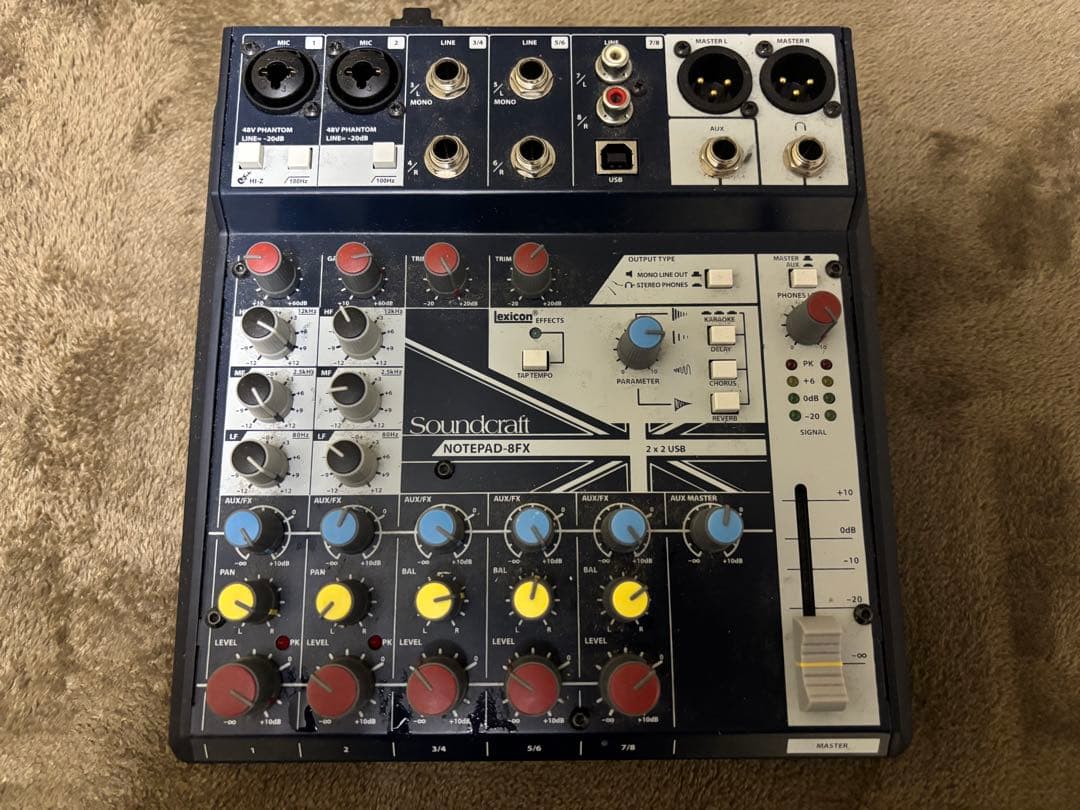 DJ機材 Soundcraft Notepad-8FX