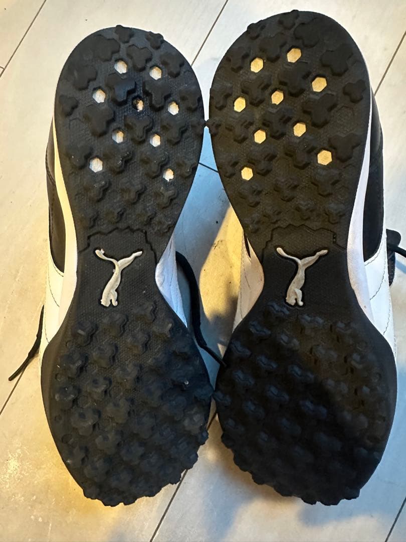 す*ん様 PUMA KING ブラック サッカーシューズ