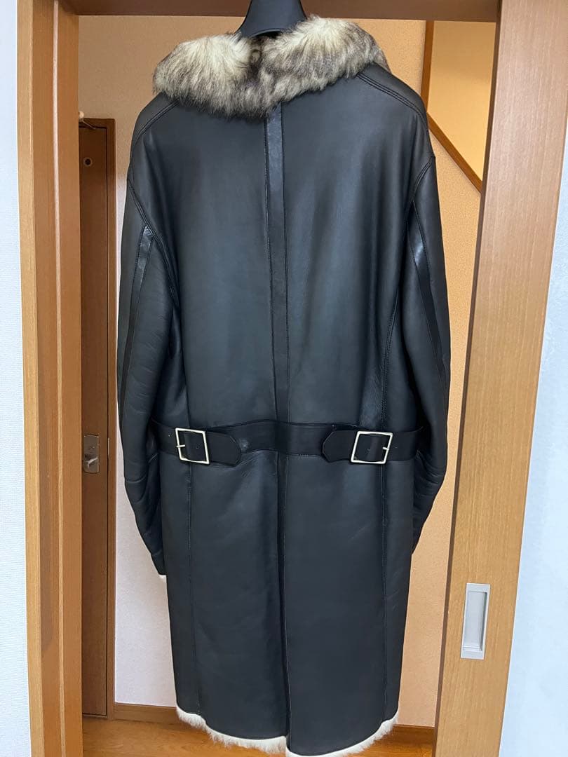 本日限定値下げ！超高級希少★ヴェルサーチ★本革毛皮コヨーテファーコート