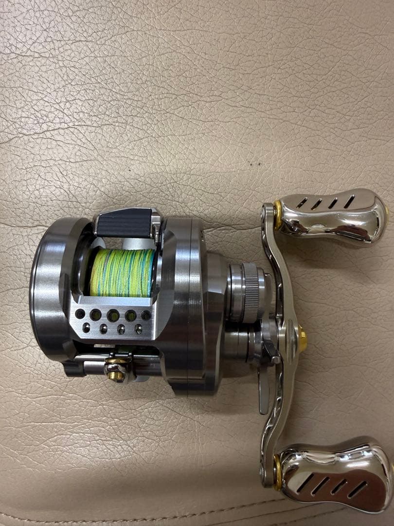 SHIMANO CALCUTTA CONQUEST BFS XG リブレハンドル