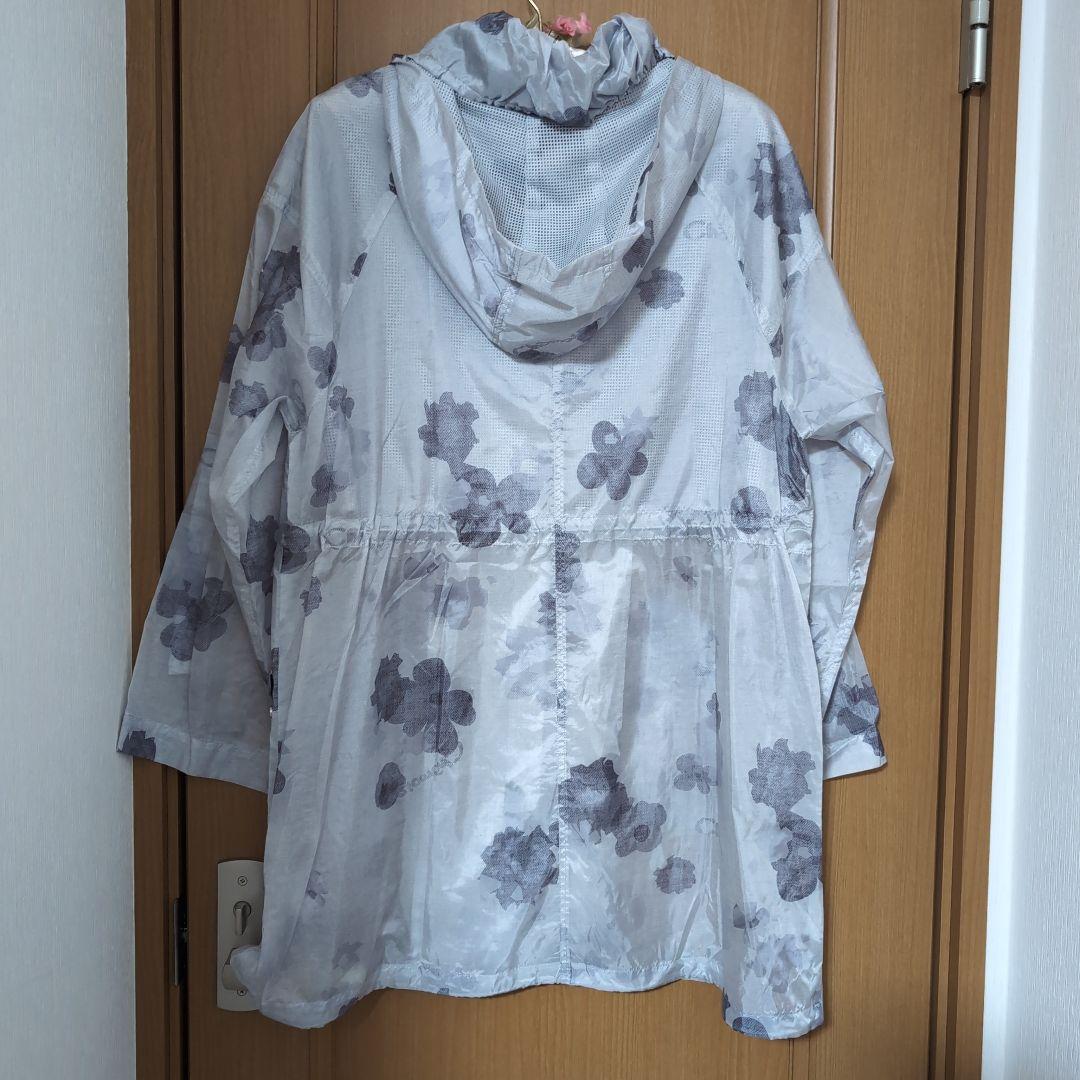 Chamois 花柄グレー レインコート