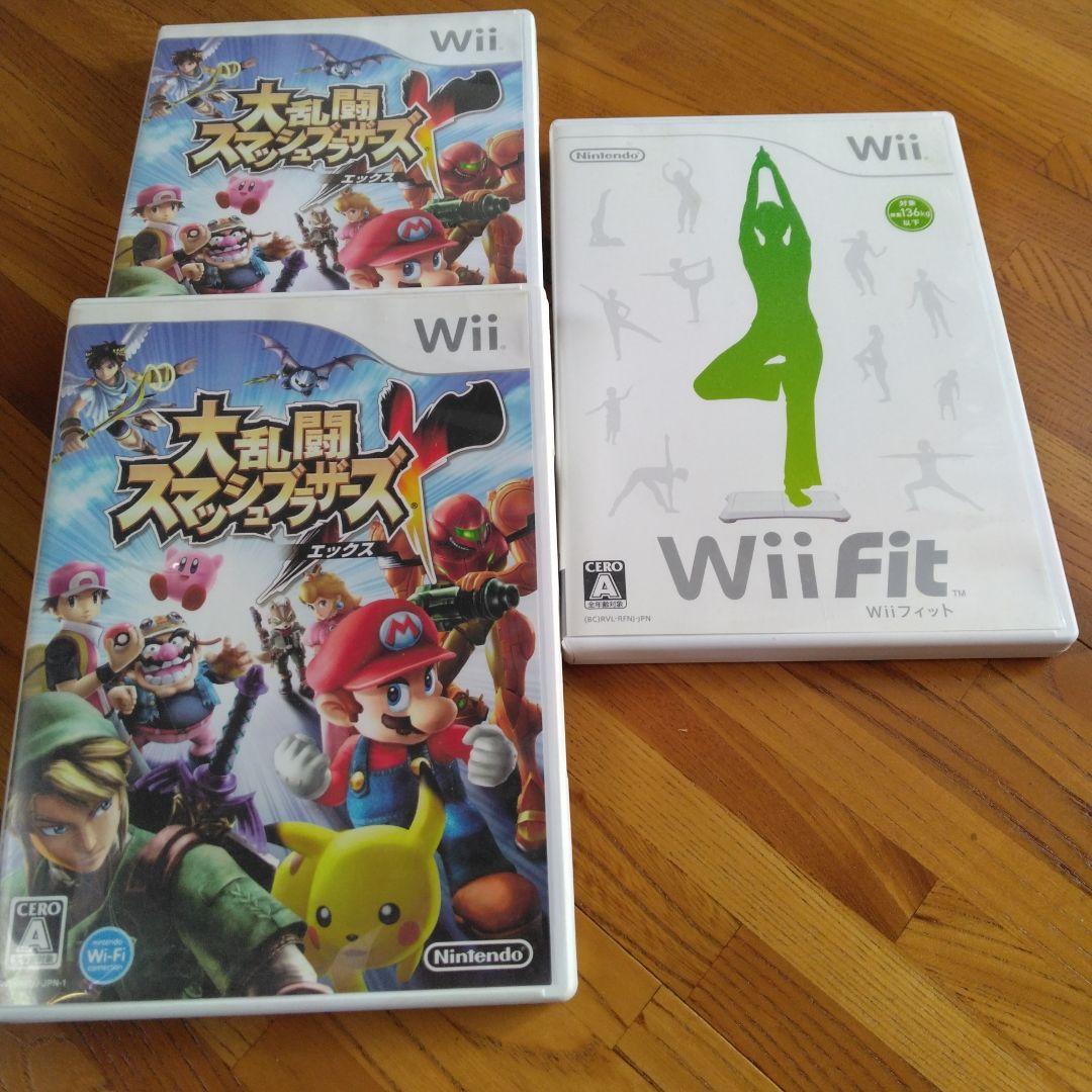 Wii本体＆周辺機器＆Wiifitバランスボード＆ソフト他【18点】
