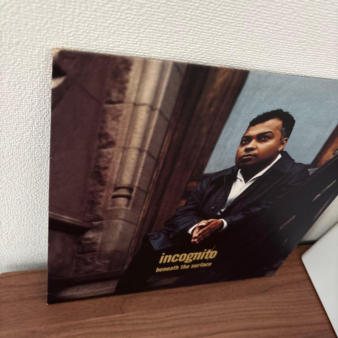 洋楽 incognito beneath the surface