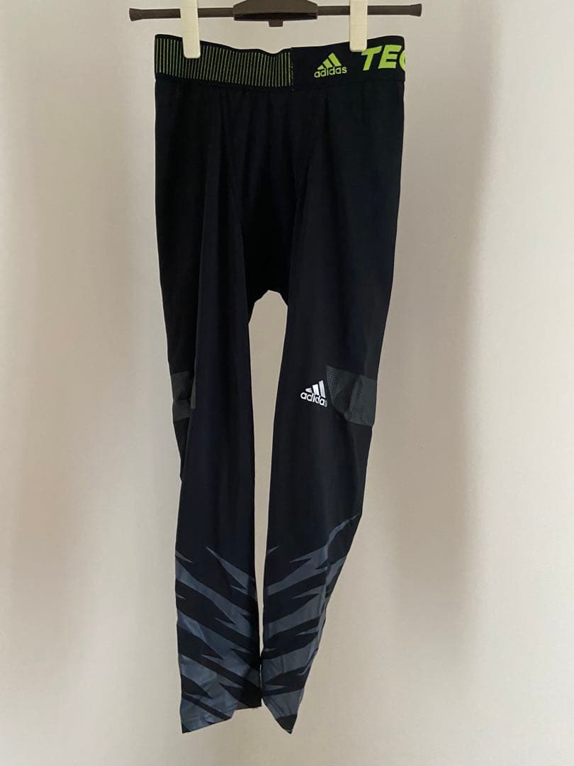 adidas CLIMACOOL TECHFIT コンプレッション 上下セット